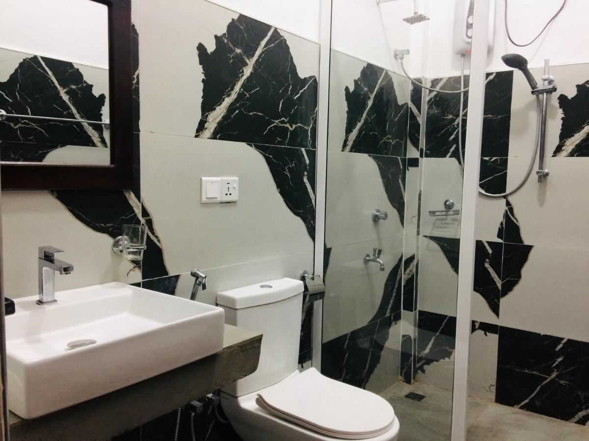 Tropicana Home Stay Arugam Bay Kültér fotó